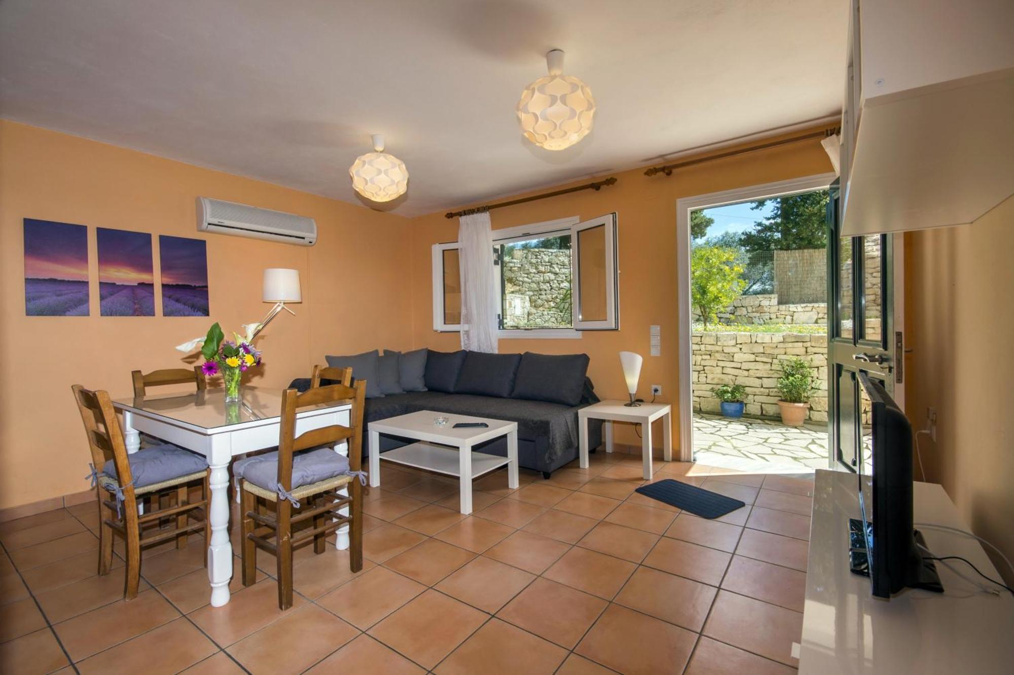 Galazio Sunset Villas Гайос Стая снимка