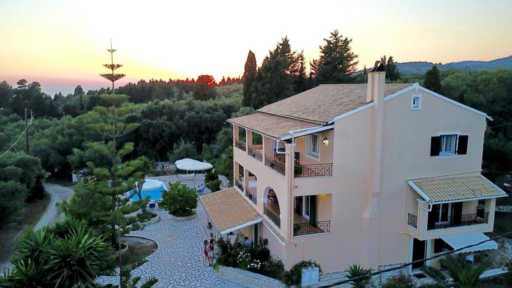 Galazio Sunset Villas Гайос Екстериор снимка