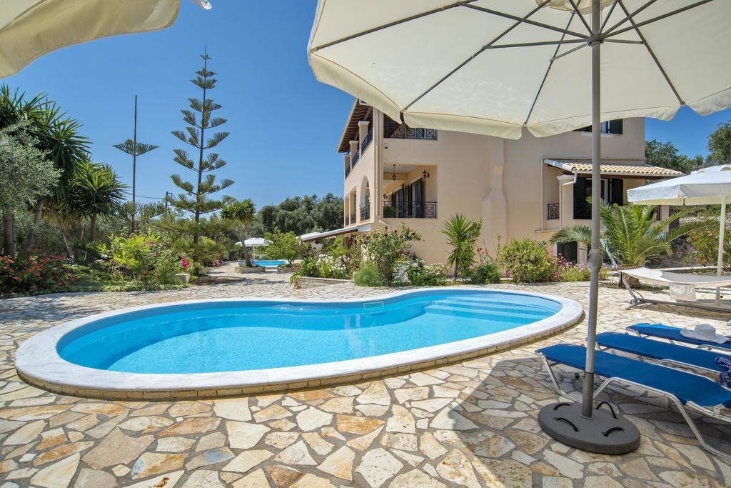 Galazio Sunset Villas Гайос Екстериор снимка