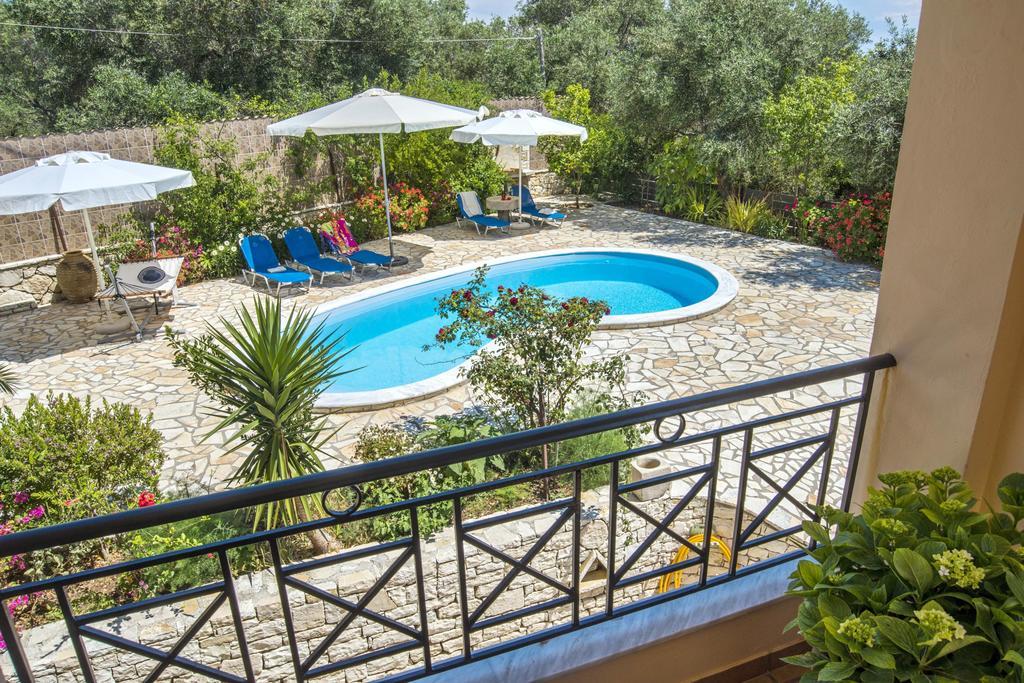 Galazio Sunset Villas Гайос Екстериор снимка