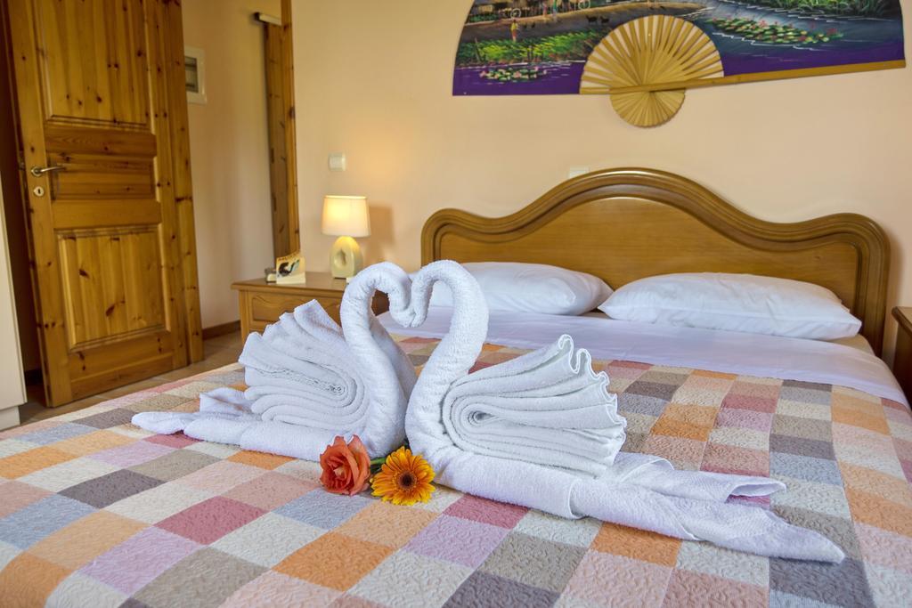 Galazio Sunset Villas Гайос Екстериор снимка
