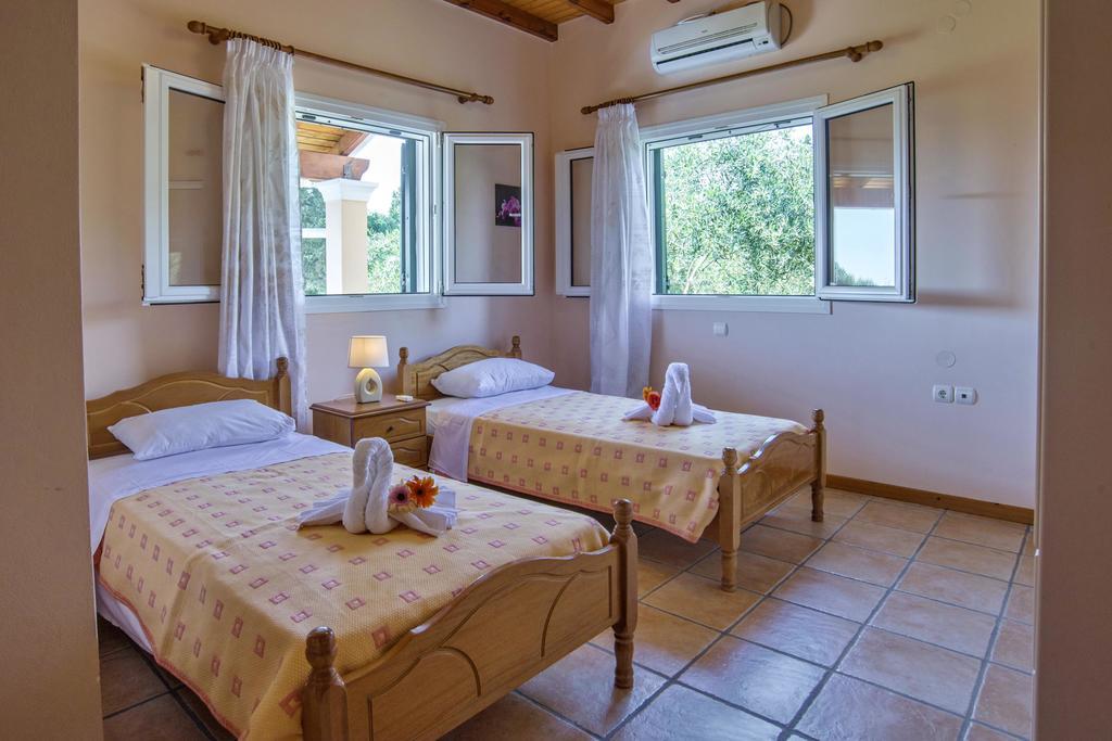 Galazio Sunset Villas Гайос Екстериор снимка